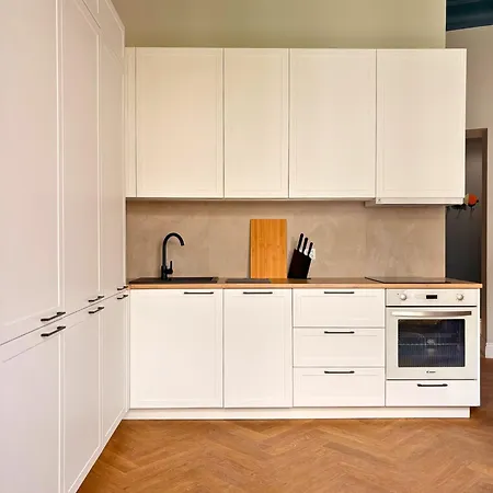 Eklektyczne Jezyce Mood Apt, Idealne Dla Foodies